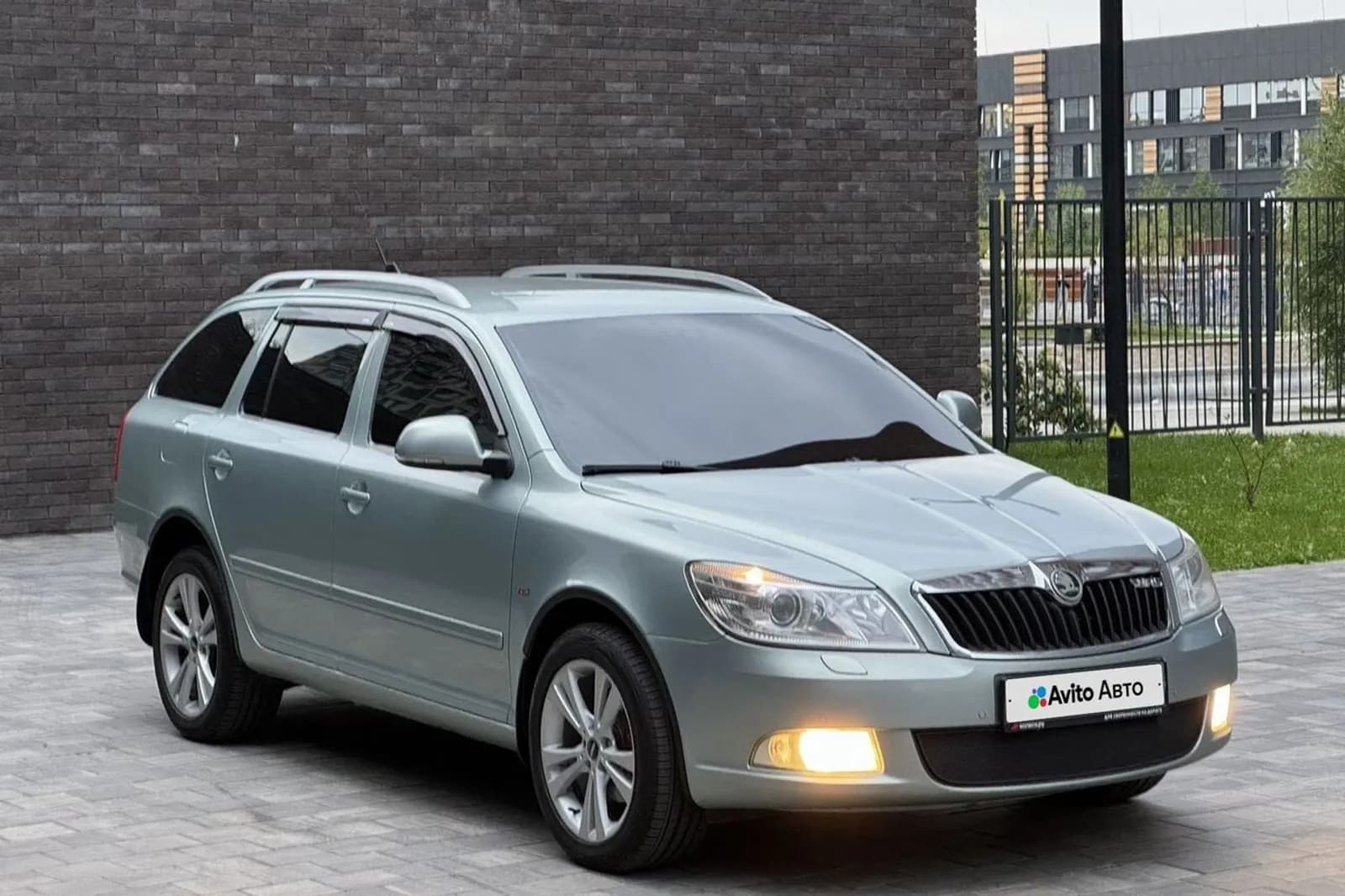 Skoda Octavia 1.8 TSI DSG, 2011, фото 1 из 14